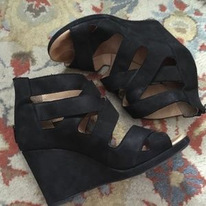 MAISON MARTIN MARGIELA Black Suede High Wedge Strappy Gladiator Sandals 37